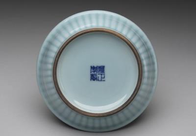 图片[2]-Saucer with sky-blue glaze, Qing dynasty, Yongzheng reign (1723-1735)-China Archive